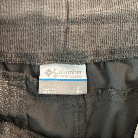 Old Navy, Columbia And June & Hudson Shorts  3 Lot - Picture 9 of 14